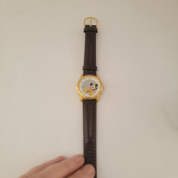Lorus Mens Watch Gold Case White Dial Brown Leather Strap Quartz Mickey